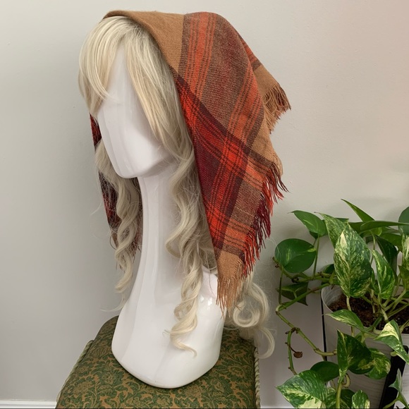 Autumn Leaves Vintage Wool Knit Scarf - Picture 2 of 9